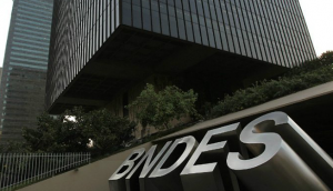 Leia mais sobre o artigo BNDES anuncia pacote para facilitar crédito a pequenas empresas