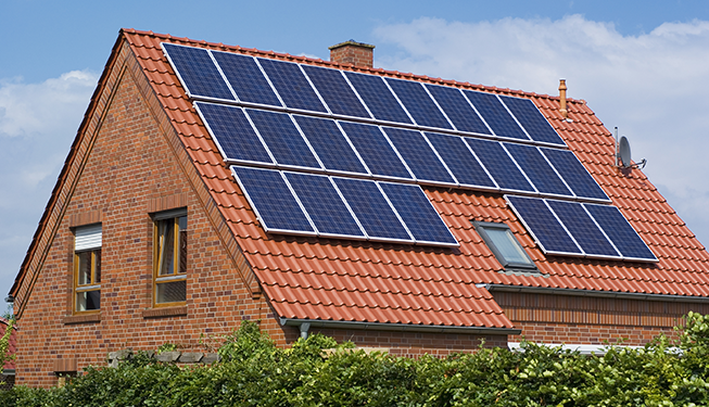Você está visualizando atualmente Consumidor que instala placa fotovoltaica tem isenção automática no ICMS da energia gerada