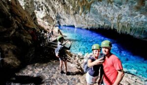 Leia mais sobre o artigo Imasul autoriza ampliação de público para 210 visitantes por dia na Gruta do Lago Azul