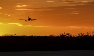 Leia mais sobre o artigo Com o Decola MS, Corumbá retoma voo da Azul para Campo Grande