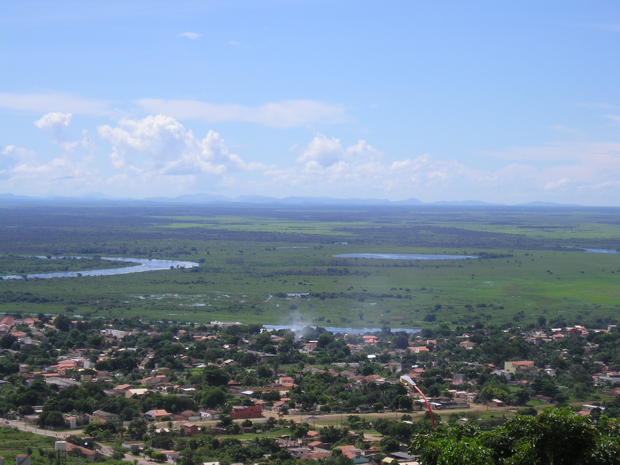 Você está visualizando atualmente Corumbá e Bonito estão em lista do MTur para participarem da estratégia “Destinos Turísticos Inteligentes”