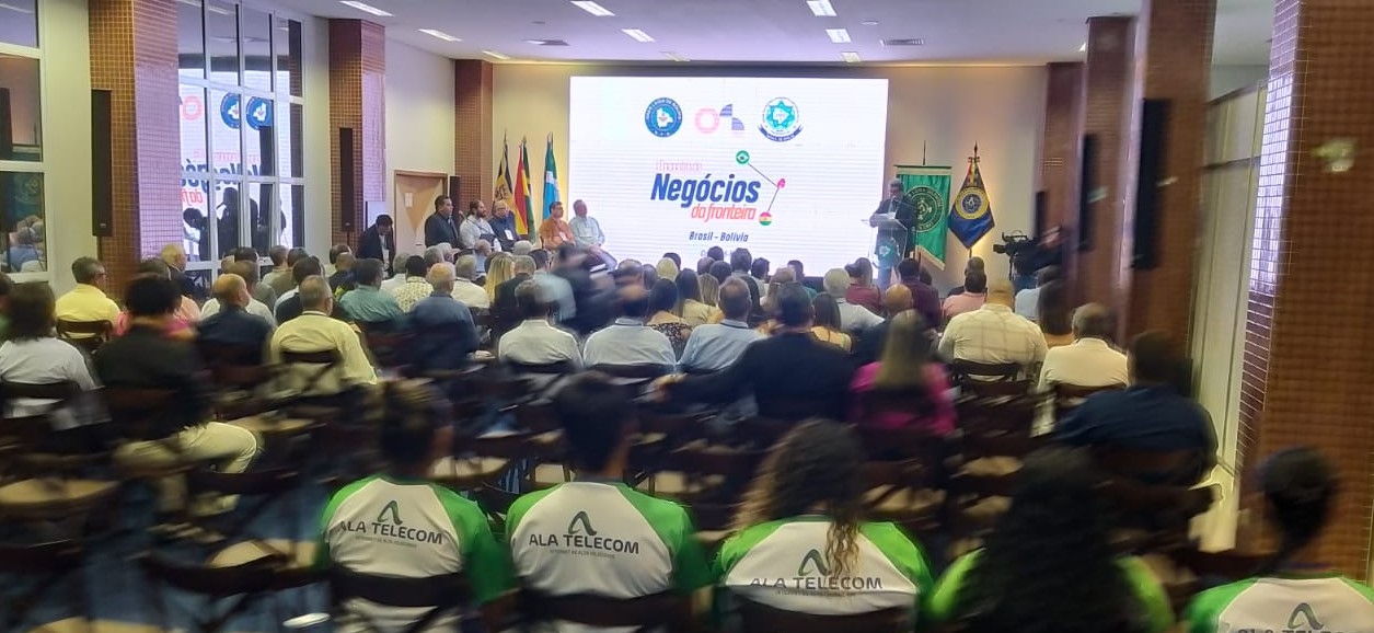 Você está visualizando atualmente Encontro que discutiu o comércio da fronteira Brasil e Bolívia reúne quase 200 pessoas
